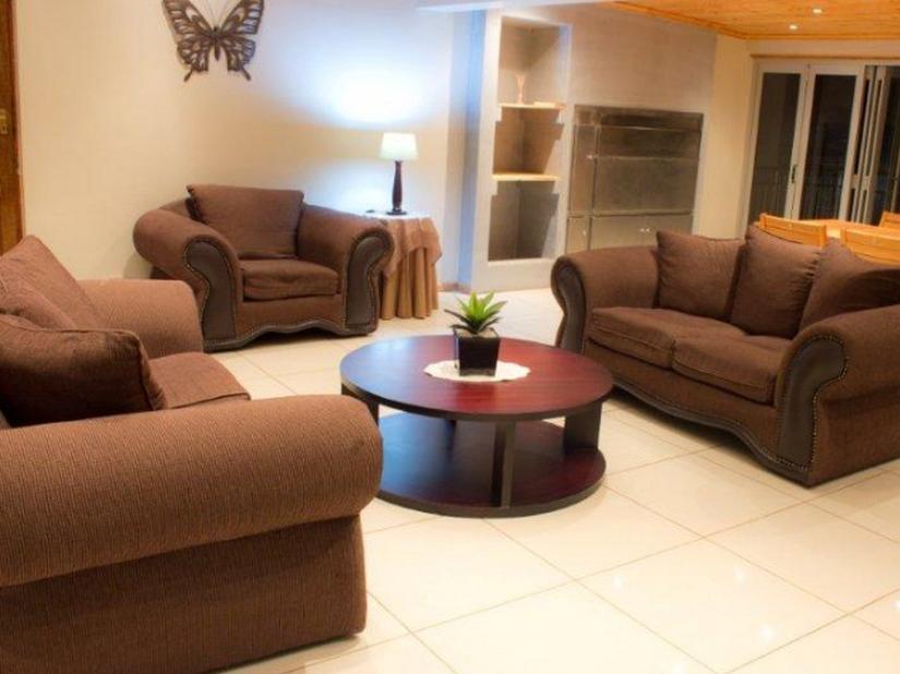 Madiolyn Apartment Джефрис Бей Екстериор снимка