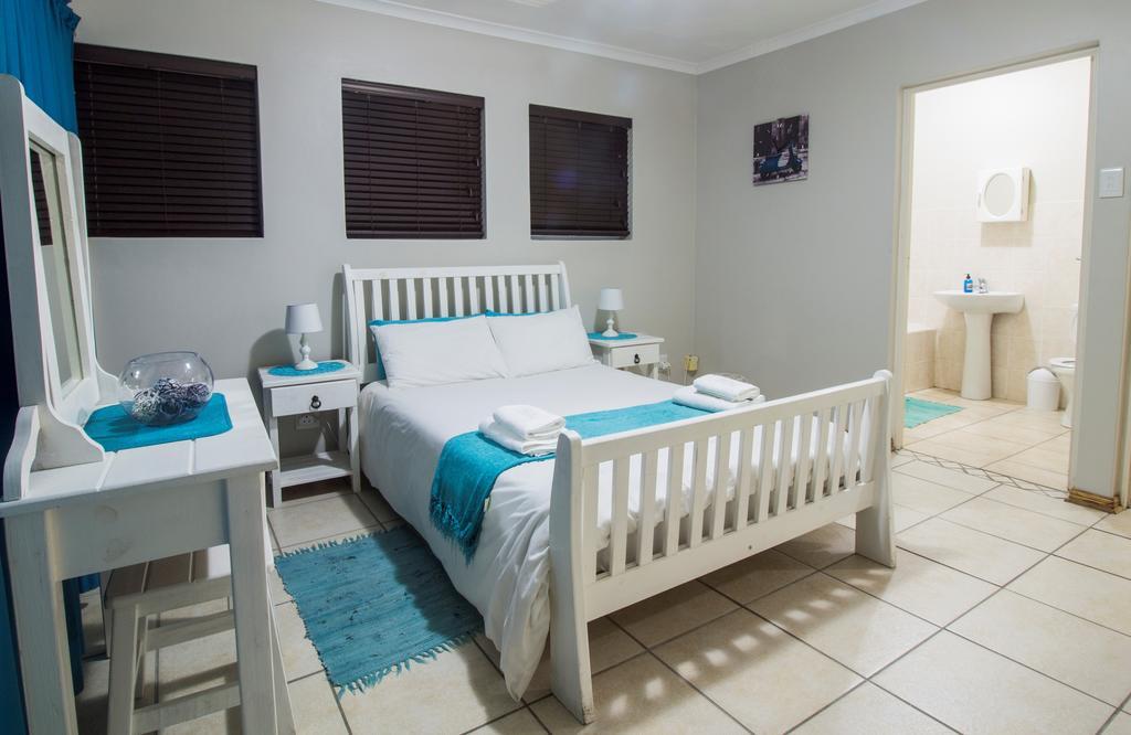 Madiolyn Apartment Джефрис Бей Екстериор снимка