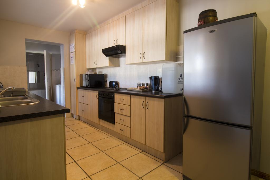 Madiolyn Apartment Джефрис Бей Екстериор снимка