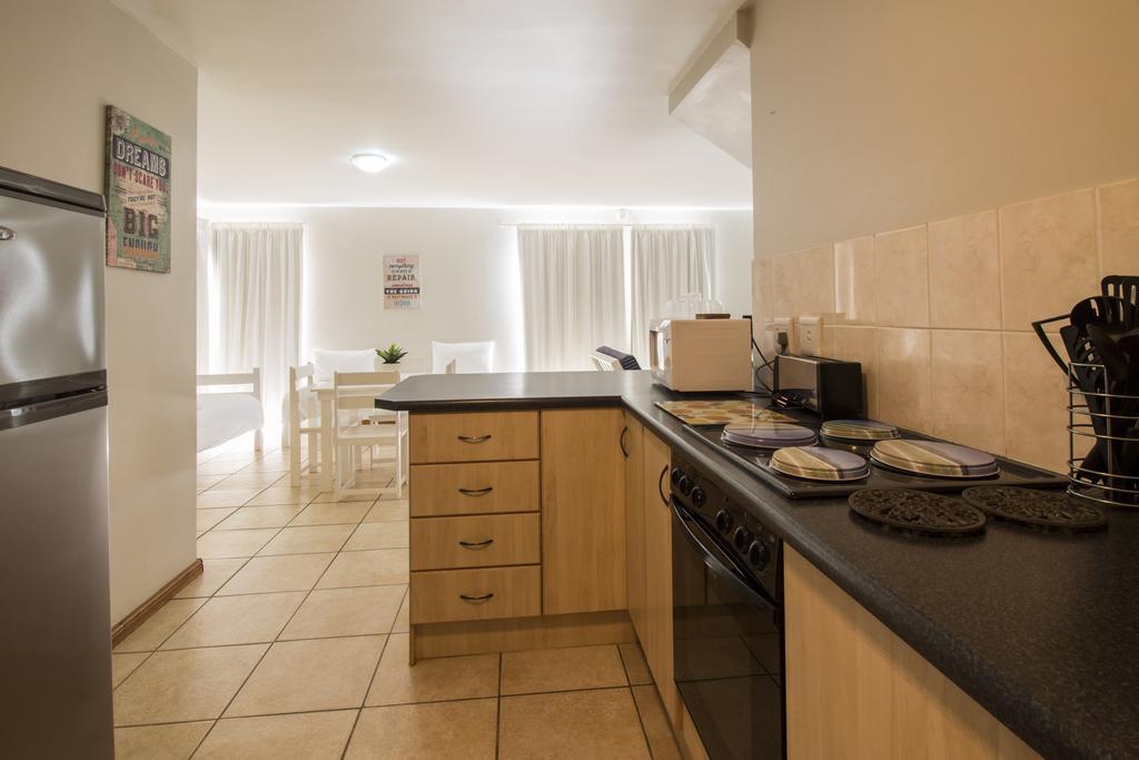 Madiolyn Apartment Джефрис Бей Екстериор снимка