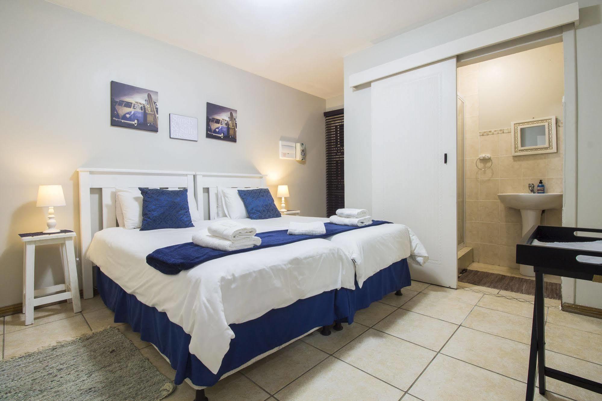 Madiolyn Apartment Джефрис Бей Екстериор снимка