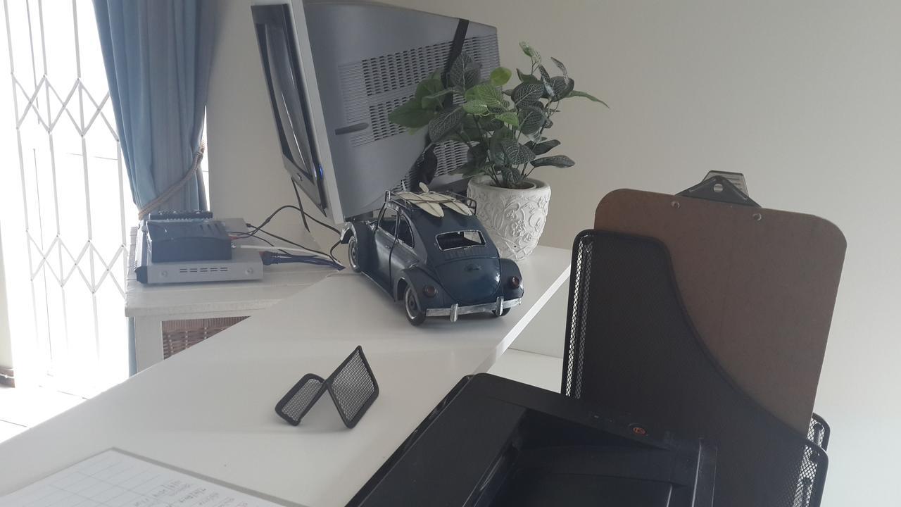 Madiolyn Apartment Джефрис Бей Екстериор снимка
